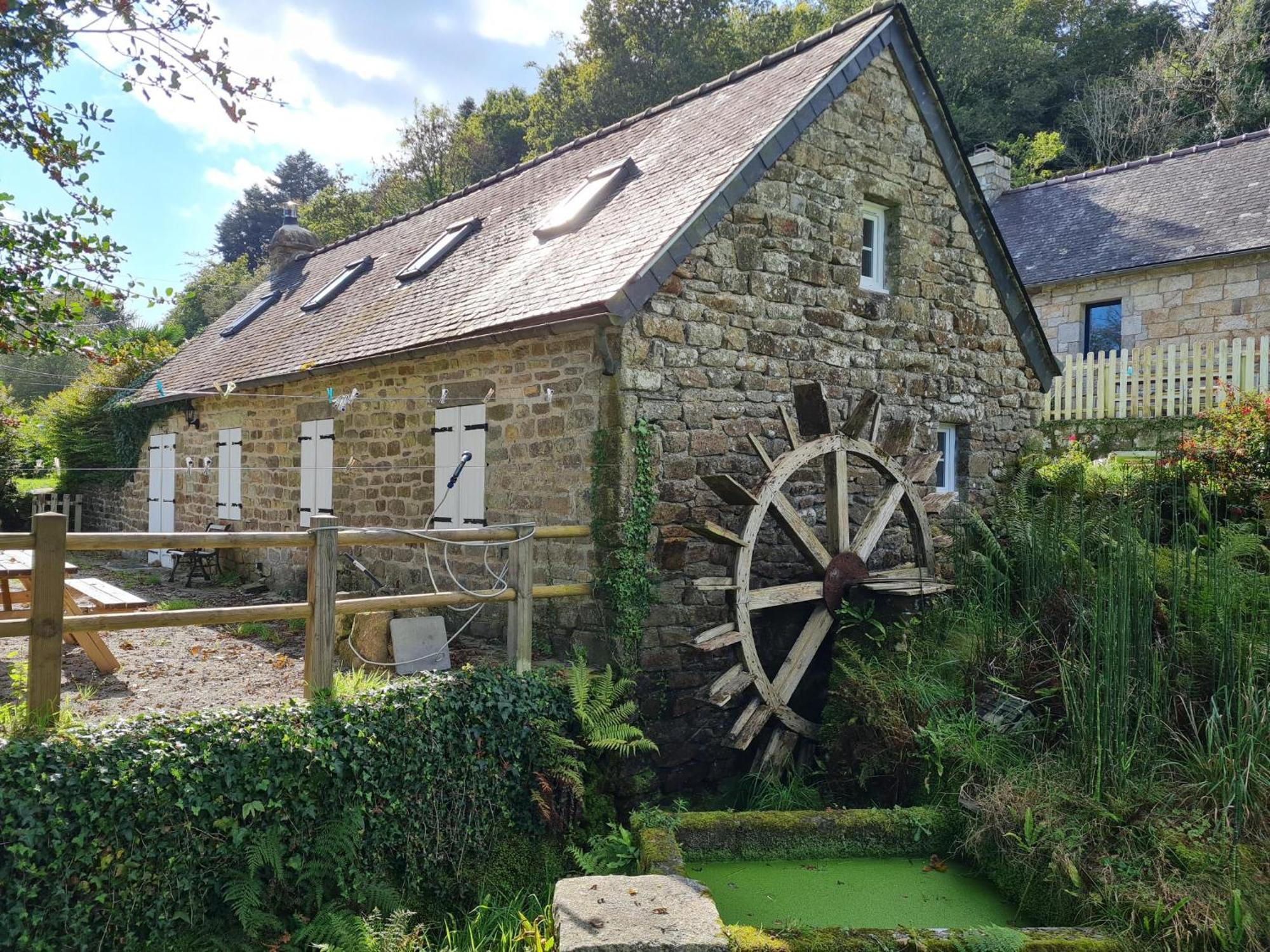Moulin De Bonnescat Villa Plogonnec ภายนอก รูปภาพ